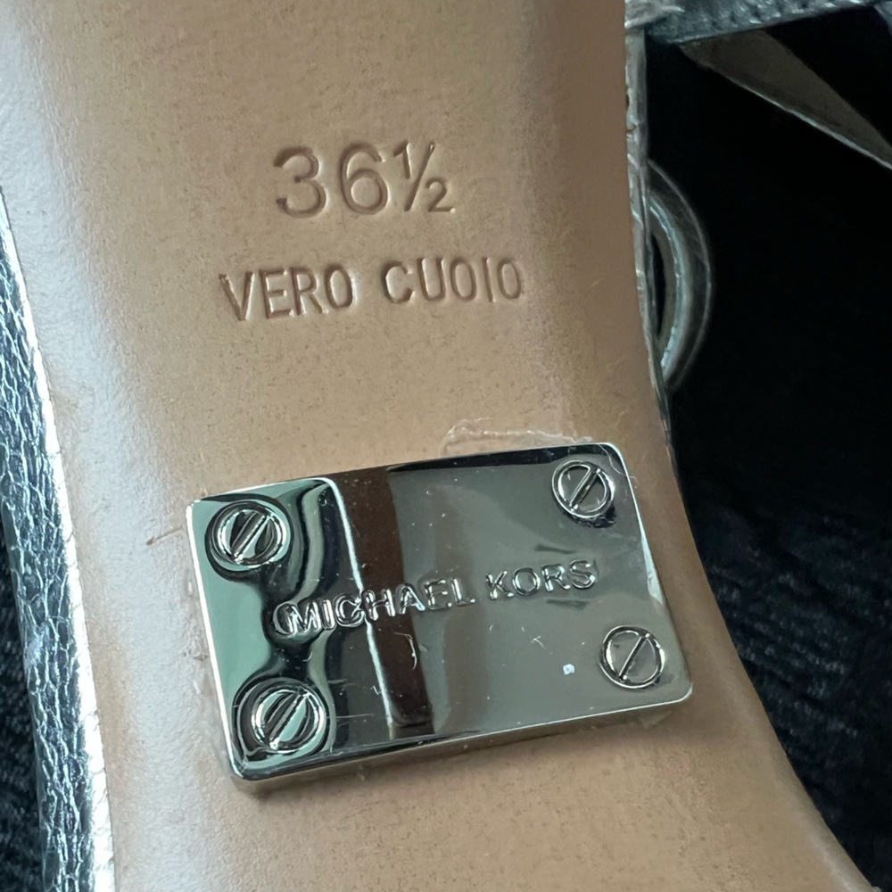 Michael Kors Metallic Silver Leather Heeled Sandals 🎉Host Pick🎉 - Picture 10 of 14
